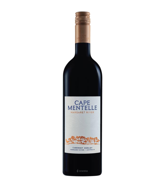 Cape Mentelle Cabernet - Merlot boca crvenog vina s prepoznatljivom etiketom.