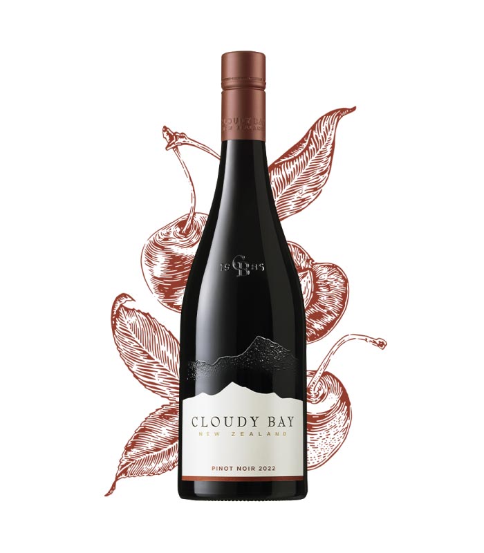 Cloudy Bay Pinot Noir boca crvenog vina s prepoznatljivom etiketom.