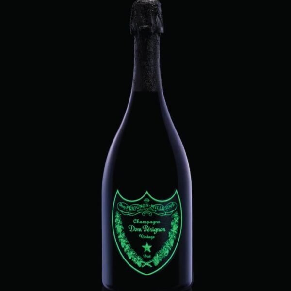 Dom Pérignon Brut 2013 Champagne Luminous Edition boca šampanjca sa etiketom koja svijetli.