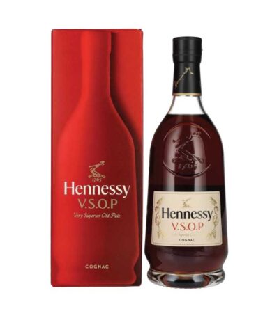 Hennessy V.S.O.P konjak boca s oznakom Very Superior Old Pale.