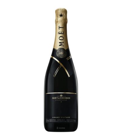 Moët & Chandon Grand Vintage Brut boca šampanjca s prepoznatljivom etiketom i oznakom berbe.