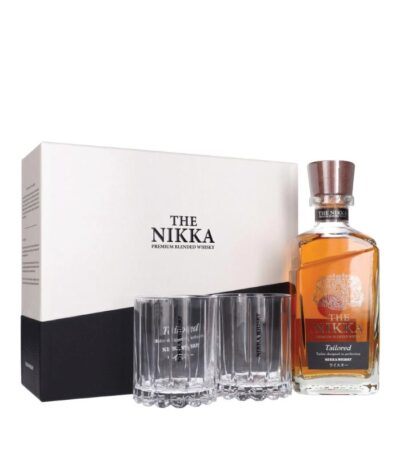 Nikka Tailored boca viskija sa etiketom.