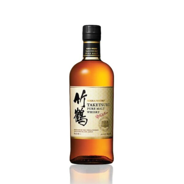 Nikka Taketsuru Pure Malt boca viskija sa etiketom.