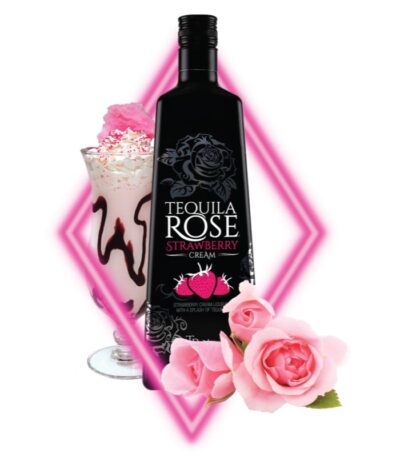 Tequila Rose Strawberry Cream Liqueur boca likera sa etiketom.
