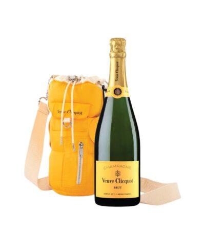 Veuve Clicquot Brut Yellow Label boca šampanjca u žutoj torbi sa ručkama.