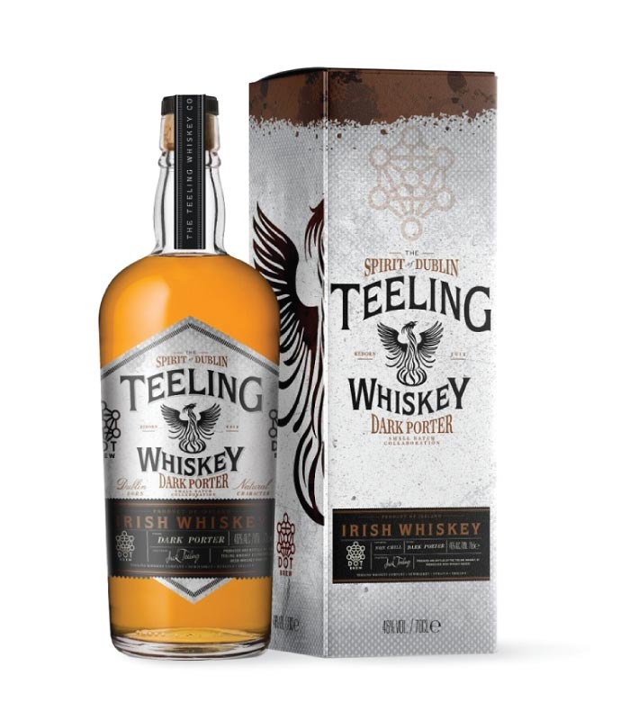 Teeling Whiskey Small Batch Dark Porter boca.