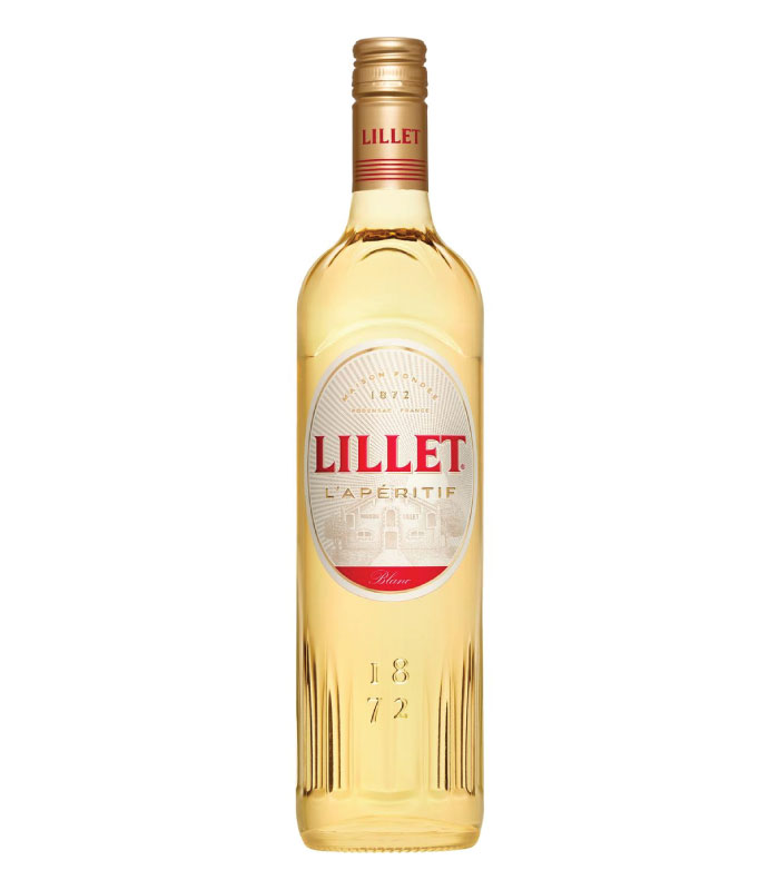 Elegantna boca Lillet Blanc aperitiva sa kriškama voća i ledom