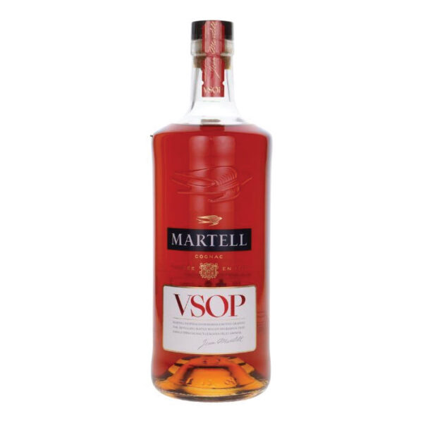 legantna boca Martell VSOP sa prepoznatljivim crvenkasto-zlatnim odsjajem